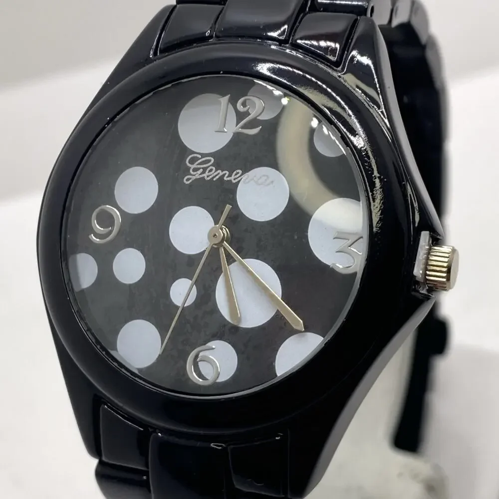 Geneva Polka Dot New Womens Quartz Fashion Watch Works New Battery